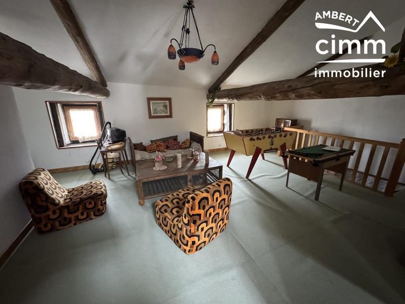 Maison - 172 m² - 10 pièces