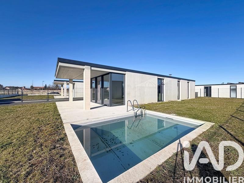 Maison - 104 m² - 5 pièces