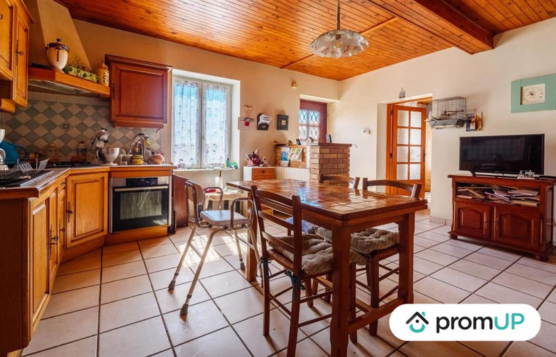 Maison - 110 m² - 4 pièces