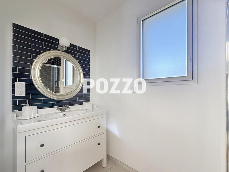 Maison - 140 m² - 6 pièces