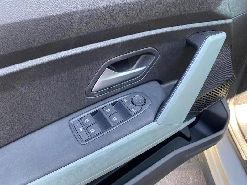 Dacia Duster Extrême hybride 145 cv CarPlay caméra Gps Clim disponible