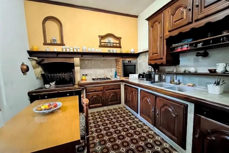 Maison de maîtres - 280 m² - 11 pièces