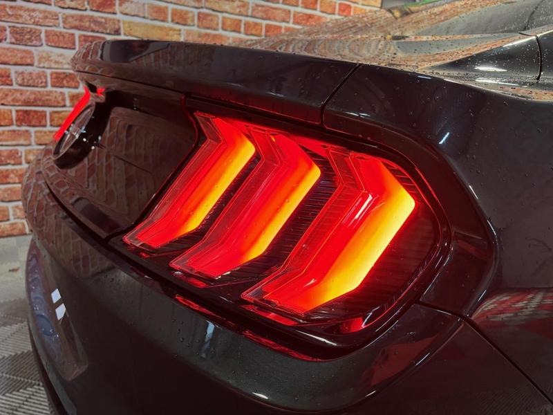 Ford Mustang Fastback Bullitt 5.0 V8 / 460ch Entretien Complet Ford Moteur Neuf