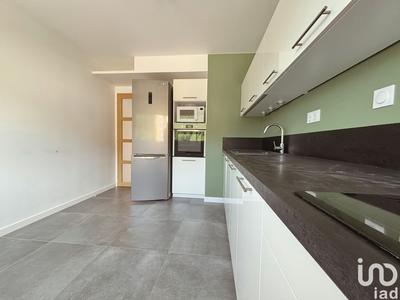 Appartement - 85 m² - 3 pièces