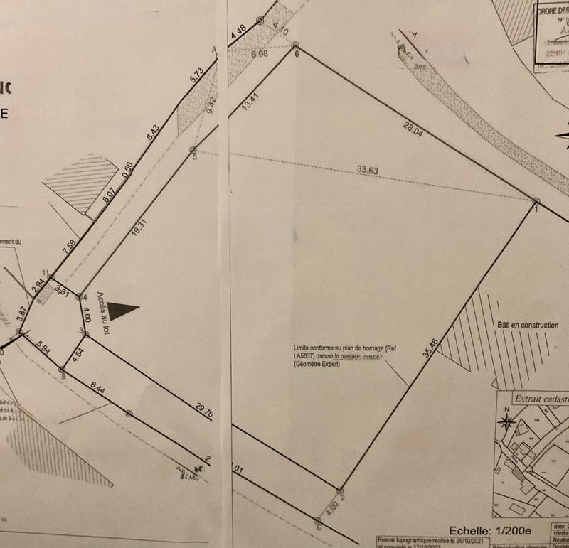 Terrain constructible - 1 089 m²