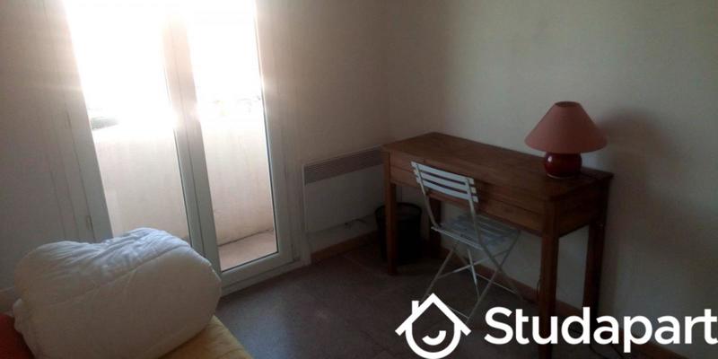 Chambre - 9 m² - 1 pièce