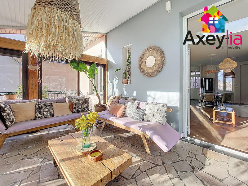 Maison - 104 m² - 5 pièces