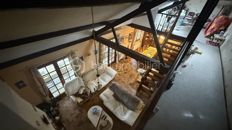 Maison - 102 m² - 5 pièces