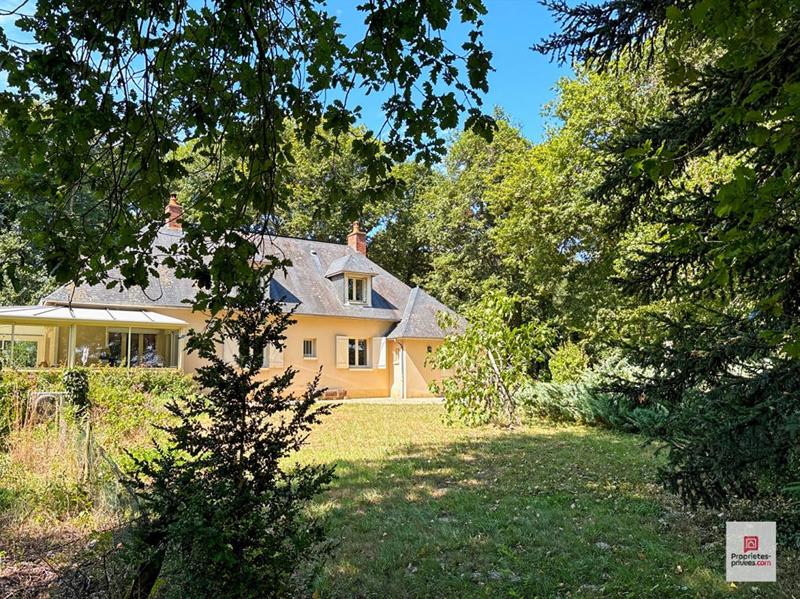 Maison - 203 m² - 8 pièces