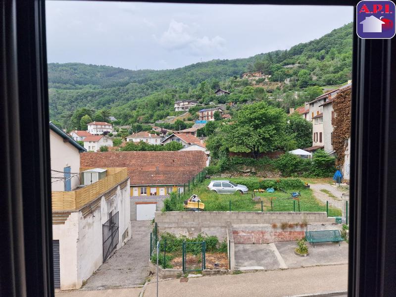 Maison - 91 m² - 4 pièces