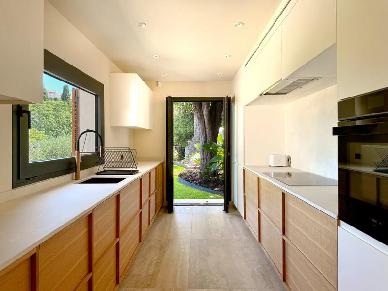 Maison - 190 m² - 5 pièces