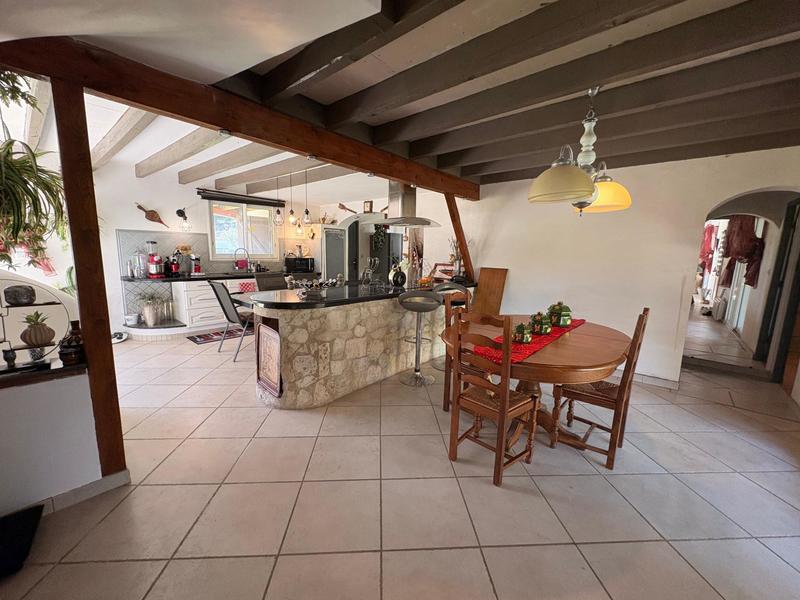 Maison - 176 m² - 4 pièces