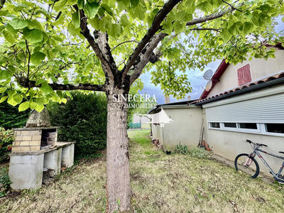 Maison - 90 m² - 4 pièces