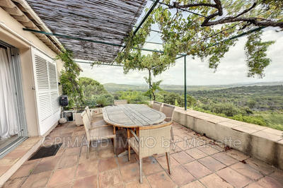 Propriété - 415 m² - 13 pièces