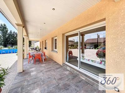 Maison - 98 m² - 4 pièces