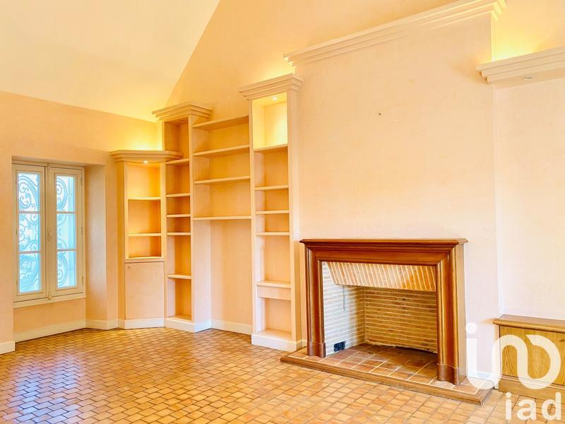 Maison - 360 m² - 9 pièces