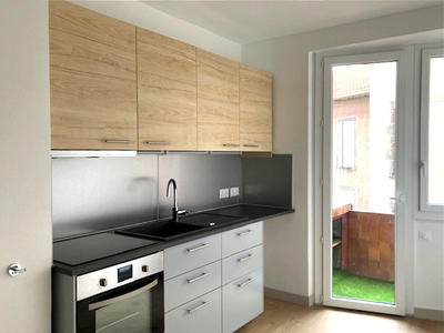 Appartement - 100 m² - 5 pièces