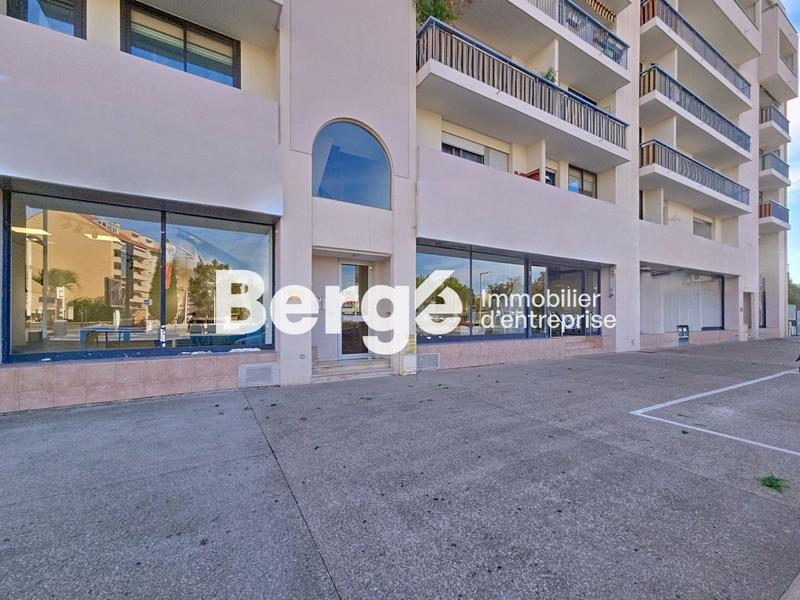 Local commercial - 990 m²