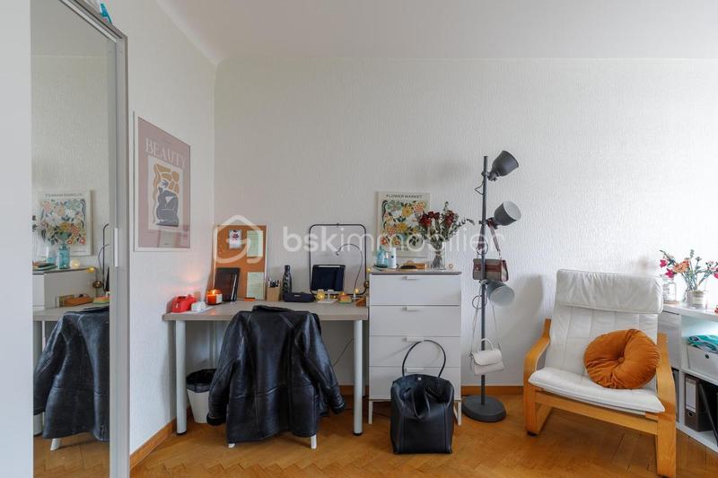 Appartement - 100 m² - 5 pièces