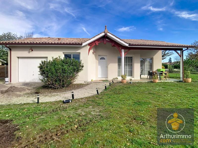 Maison - 97 m² - 4 pièces