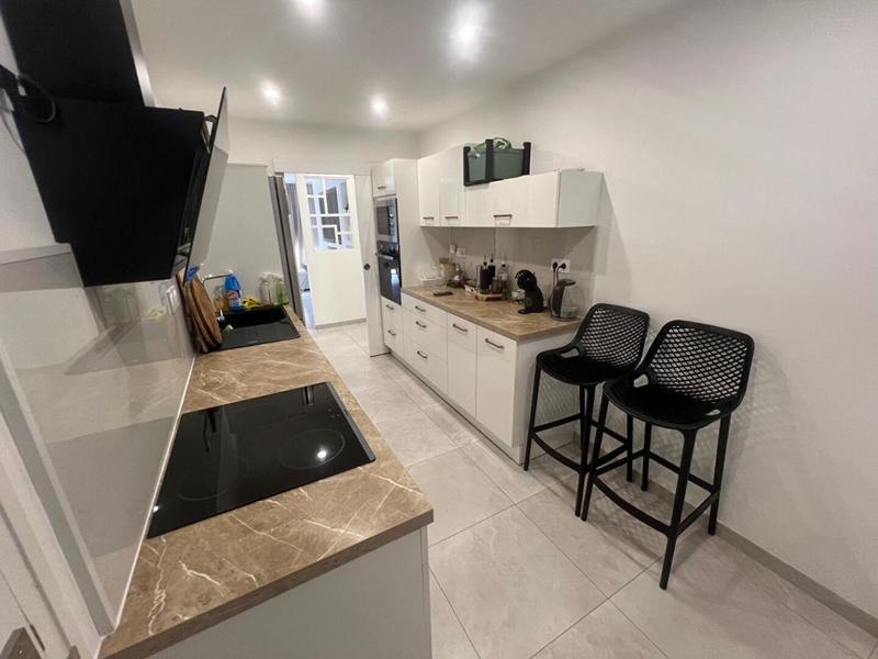 Appartement - 92 m² - 5 pièces