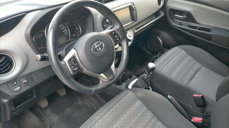 Toyota Yaris 1.3 Vvt-i 99 Dynamic