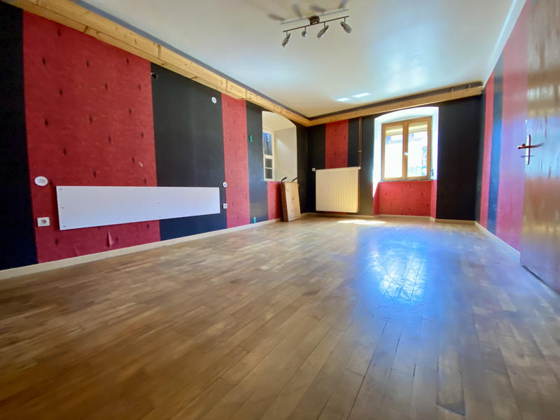 Maison - 192 m² - 6 pièces