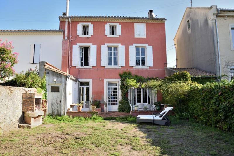 Maison bourgeoise - 250 m² - 6 pièces