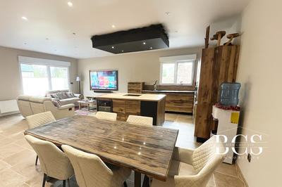 Maison - 94 m² - 5 pièces