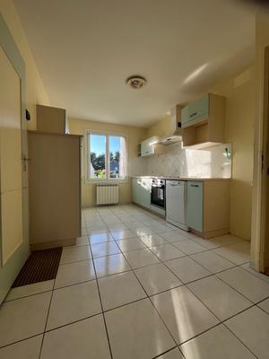 Maison - 84 m² - 4 pièces