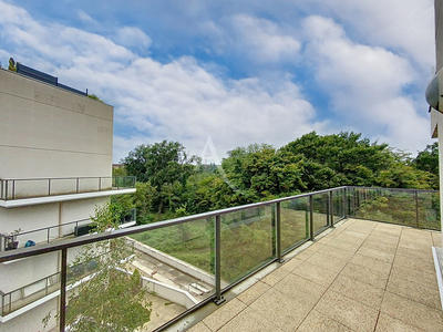 Appartement - 91 m² - 4 pièces