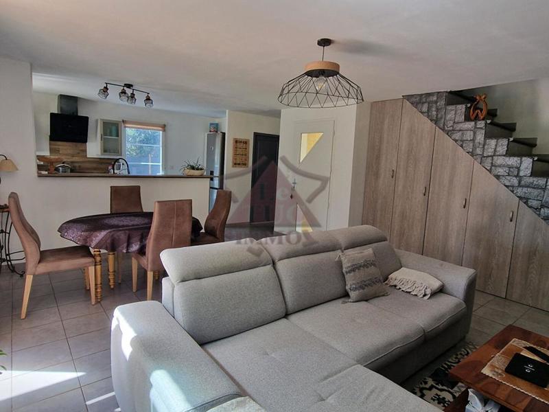 Villa - 90 m² - 4 pièces