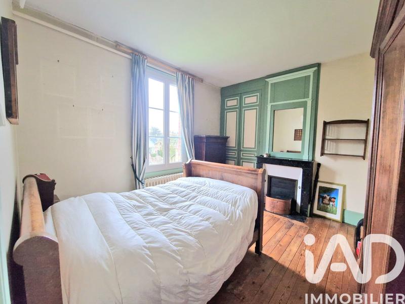 Maison - 157 m² - 9 pièces