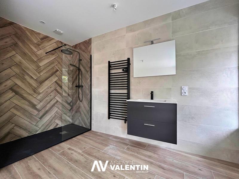 Appartement - 70 m² - 4 pièces