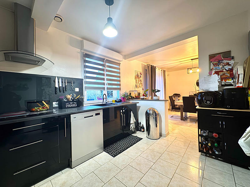 Maison - 87 m² - 4 pièces