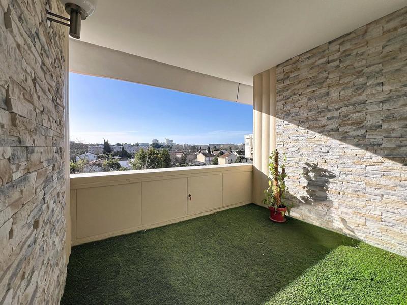 Appartement - 74 m² - 3 pièces