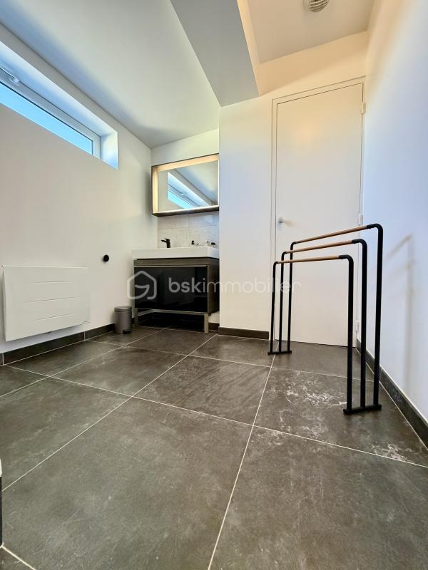 Appartement - 106 m² - 3 pièces