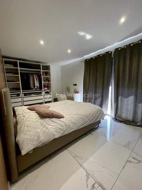 Maison - 139 m² - 4 pièces