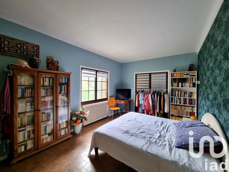 Maison - 275 m² - 10 pièces