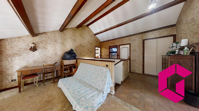 Maison - 143 m² - 7 pièces