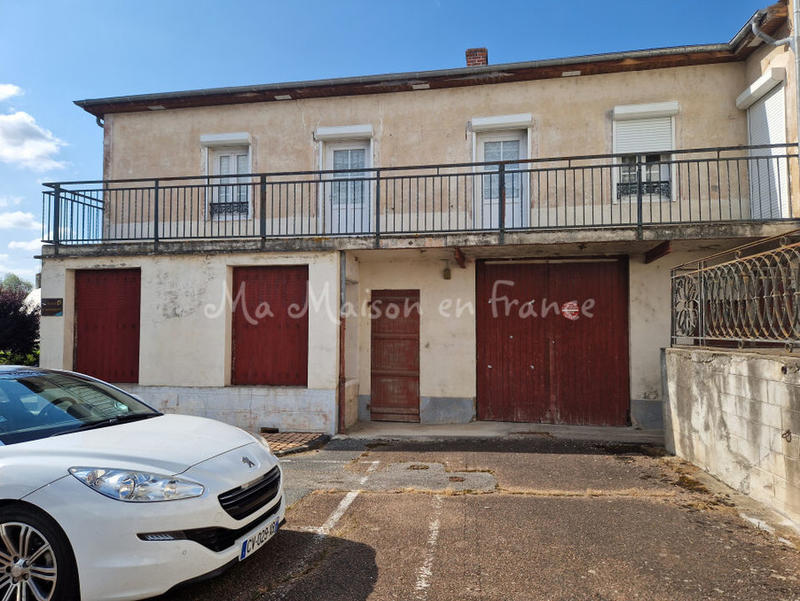 Maison - 200 m² - 7 pièces