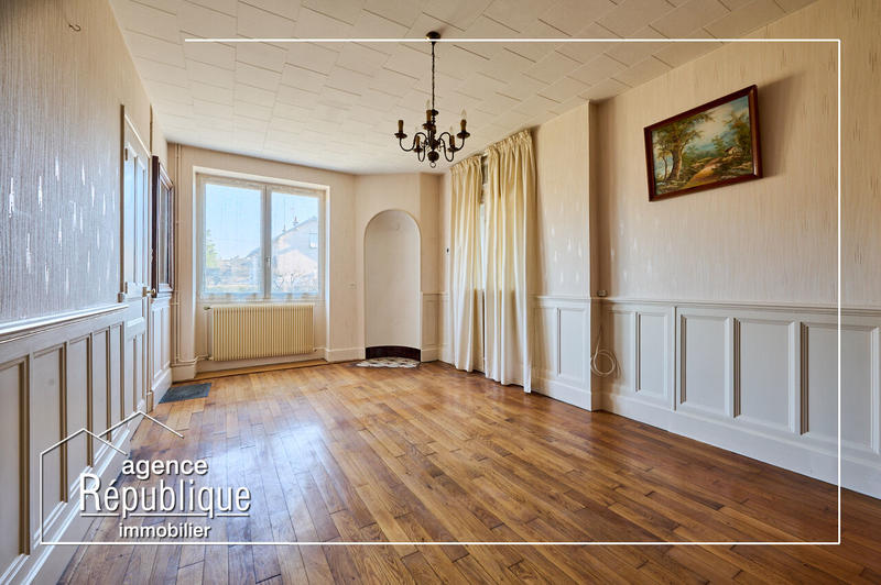 Maison - 154 m² - 7 pièces