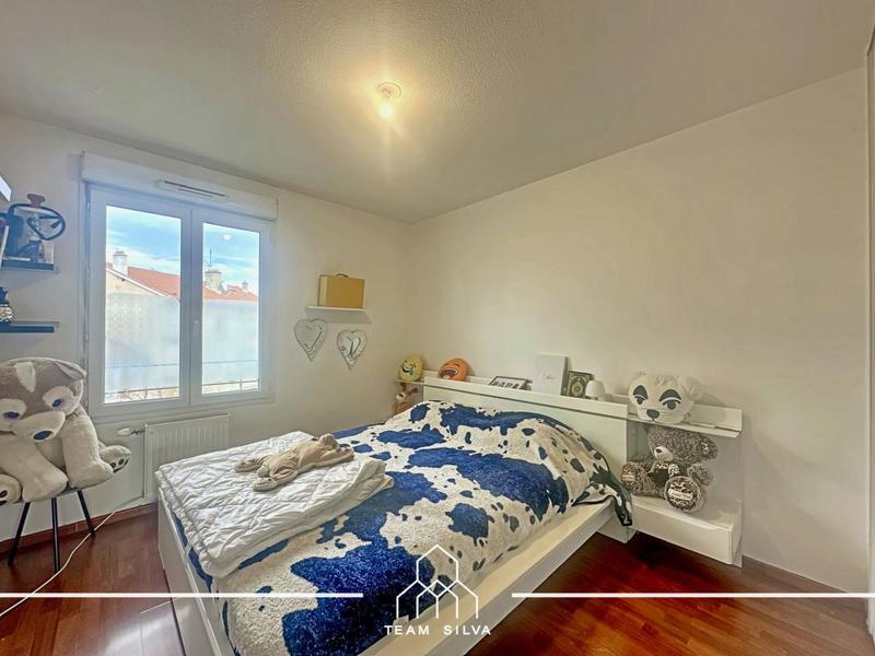 Appartement - 84 m² - 4 pièces