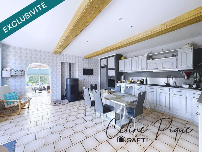 Maison - 142 m² - 7 pièces