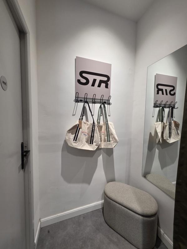 Local commercial - 23 m² - 2 pièces