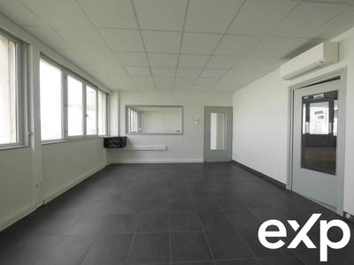 Local d'activités - 490 m² - 3 pièces