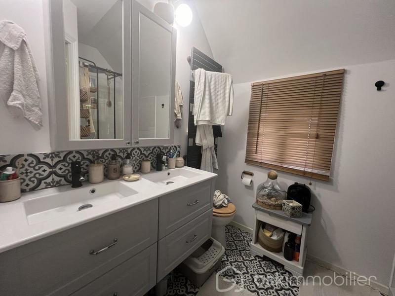 Maison - 84 m² - 3 pièces