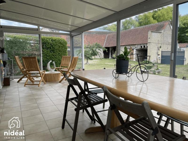 Maison - 178 m² - 8 pièces