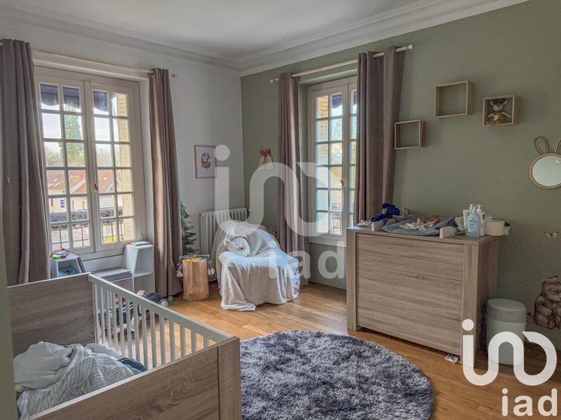 Maison - 265 m² - 12 pièces