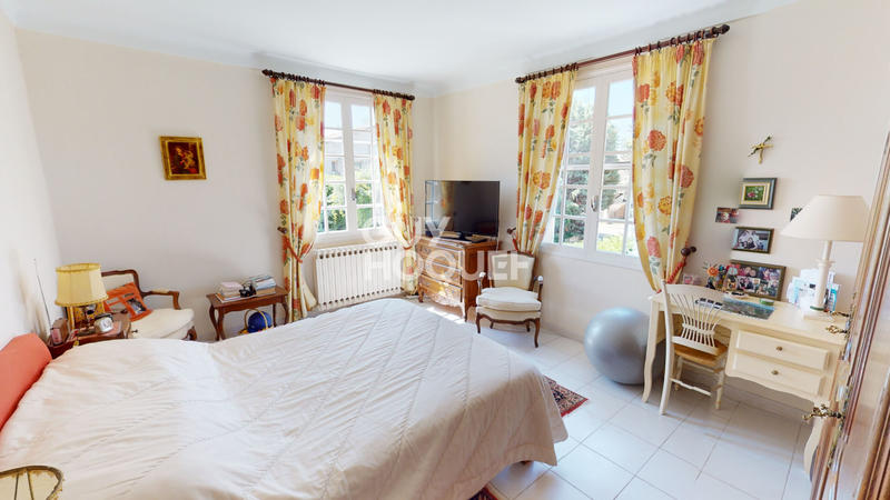 Maison - 177 m² - 6 pièces